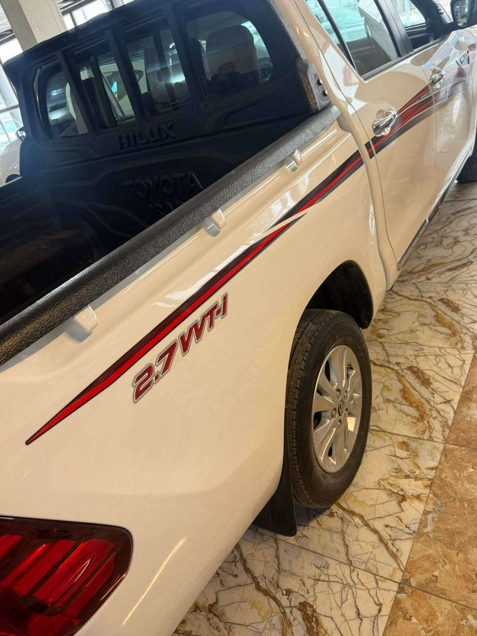 تويوتا هايلوكس 
2025
رقم بغداد 
ماشية7000 ألف
مكفولة من كلشي على وضع الشركه 
ب 208 ورقه وبيه مجال حك الجيه 
مكان راعيه صالح الدين بلد 
***********

مكلف بالنشر
0484 181 0782
