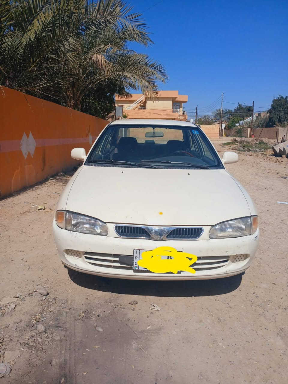 السلام عليكم للبيع ابراتون  2004 كير اوتو  رقم دولي صلاح الدين  سياره عضمتها حلوه بيها طخات بل بوب الباقي البلادي  سنويتها تنتهي لل 30  مكانها سامراء. سعرها 45 سياره اتشغل او تمشي ***********
