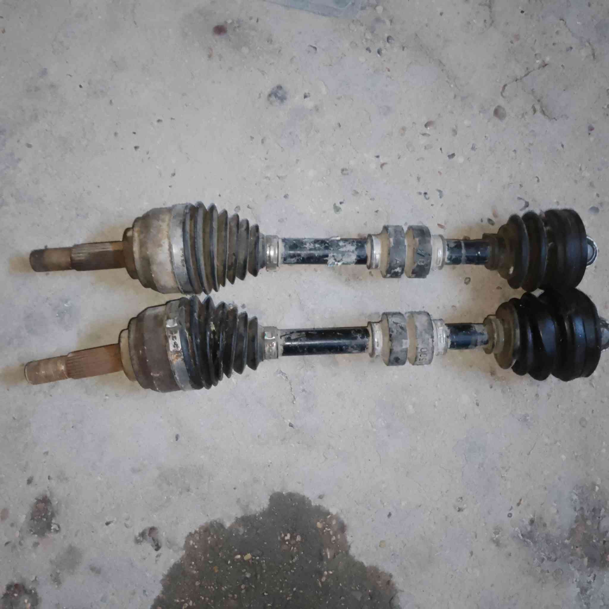 غراض نيسان فيرسا موديل 2008 للبيع كلمن وسعره رقمي ***********
