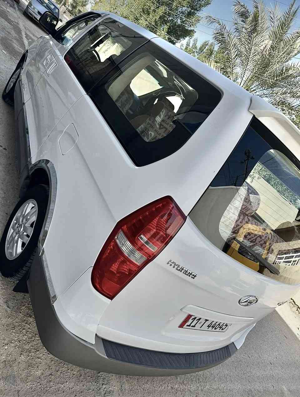 السلام عليكم 
ستاركس للبيع موديل 2016 
لشكل لجديد رقم بغداد إنكليزي بأسمي
لسياره جاهزه ما بيها اي نقص او مصفره 
بيها تبديل لباب لصدر بدون دواخل شرط 
هيئه او غرامات او ضربة او هزه جديدة 
مكاني واسط - الصويرة السعر (( 180))
للاستفسار الاتصال على الرقم 
***********
