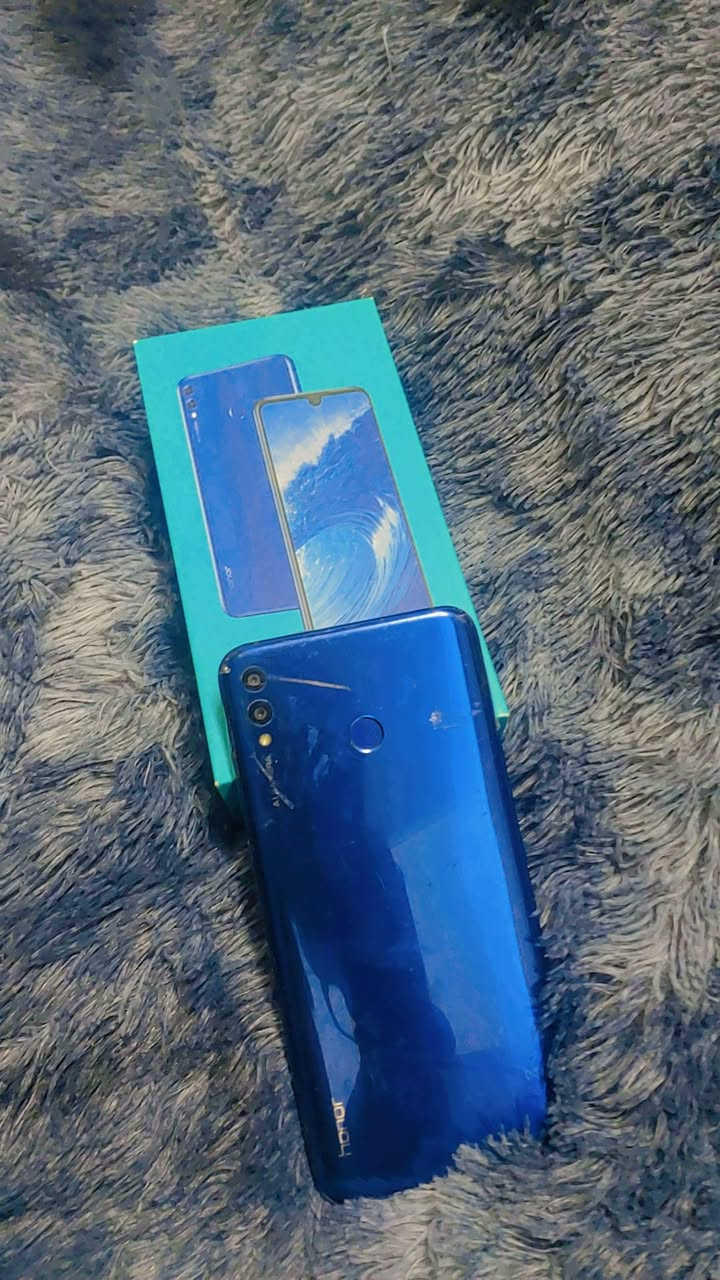 هونر x8 حجم ٠جبير


**إذا كنت صاحب هذا الإعلان وتريد حذفه لأي سبب، رجاءا أرسل رسالة إلى الدعم الفني**