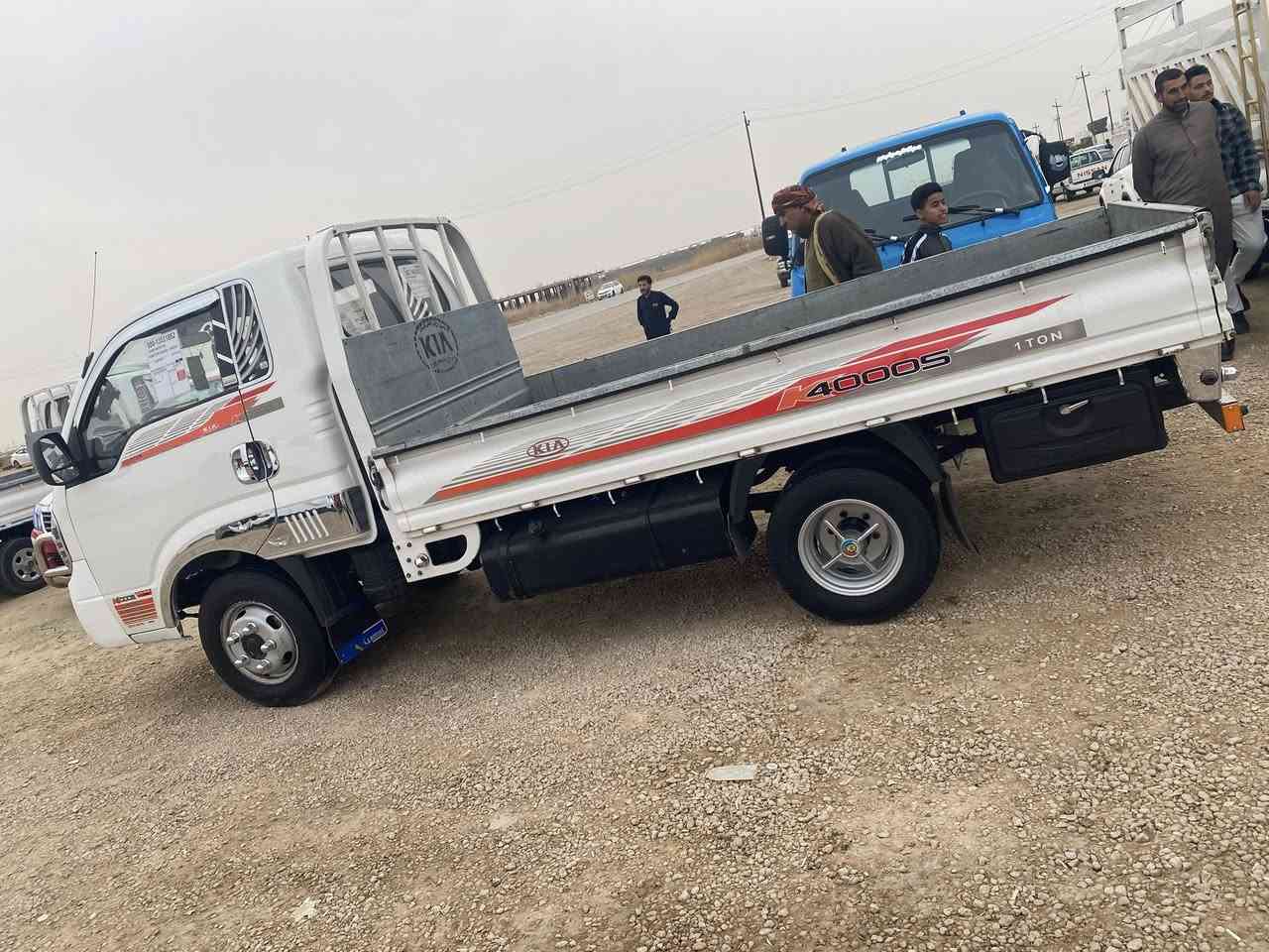 سلام عليكم كيه فحل للبيع
سياره موديل 2018 
مكفوله كفاله عامه 
كفاله صبغ وشاصي 
سياره جاهزه من كلشي 
سعر 140وبي مجال 
عنواني رمادي 
هـ***********
