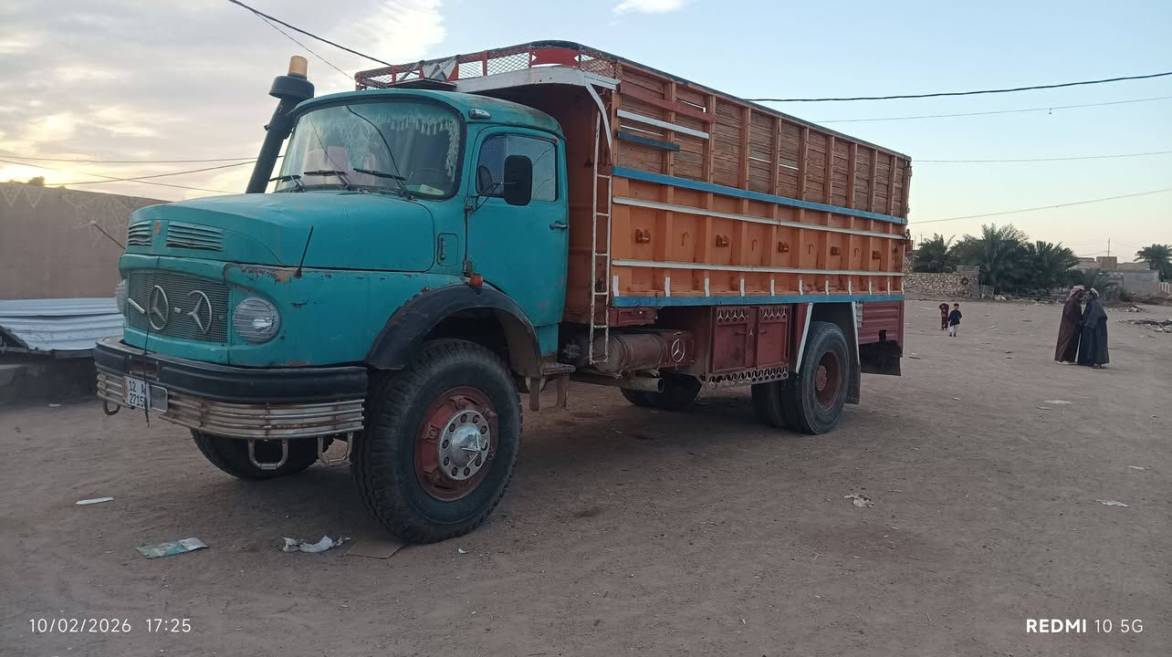 اقجم للبيع سياره كله ٨٠ محرك ٨١ شاصي ٨٠ مديل قديم بل سنويه رقم نكليزي سعر ٣٥ عنوان النجف ***********
