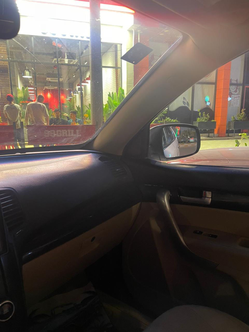 كيه سورنتو موديل ٢٠١٢وارد خليجي ٦ سلندر 
٧ راكب 
مواصفات 
تحكم ستيرن 
اشاير بلمرايه 
مشروع وطني تحويل ثاني يوم  

السعر ١٤٠

***********
