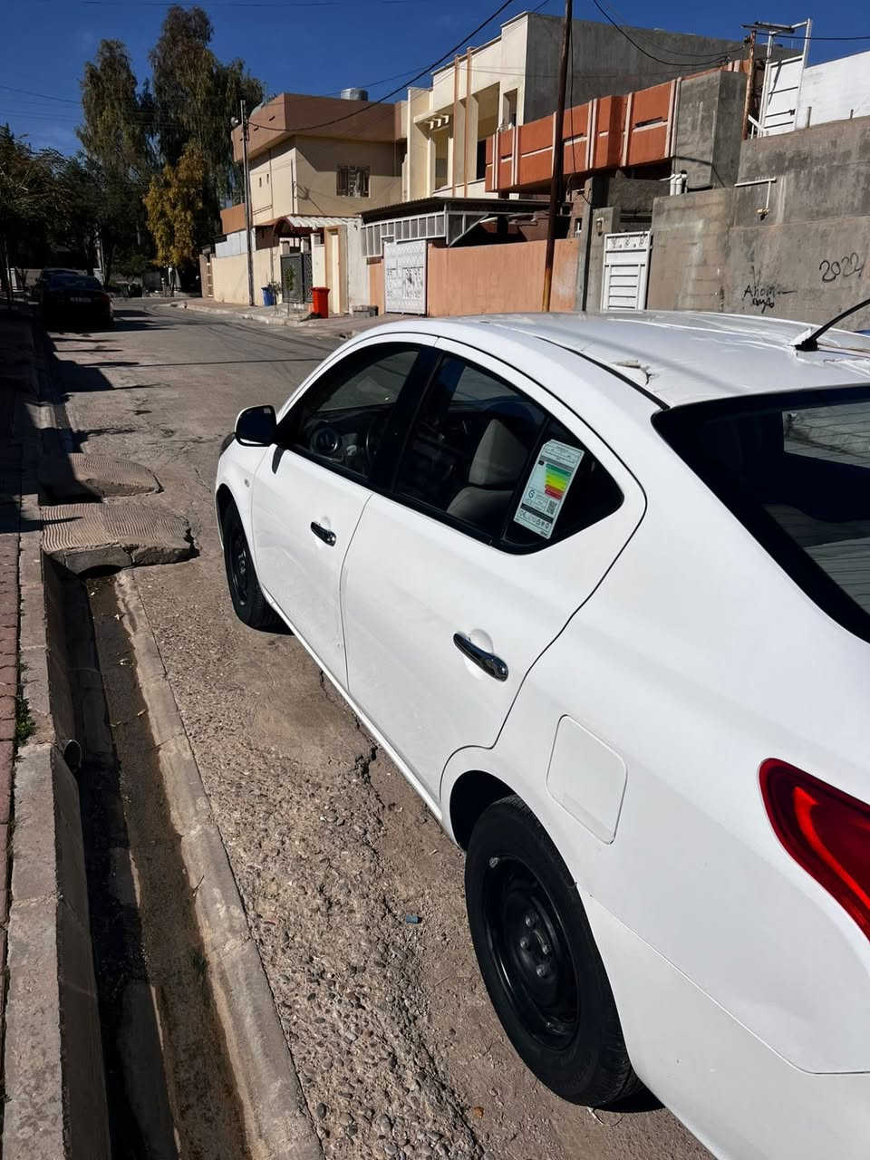 نيسان صني موديل2020 كلين سعر117 ورقة مكان كركوك***********
