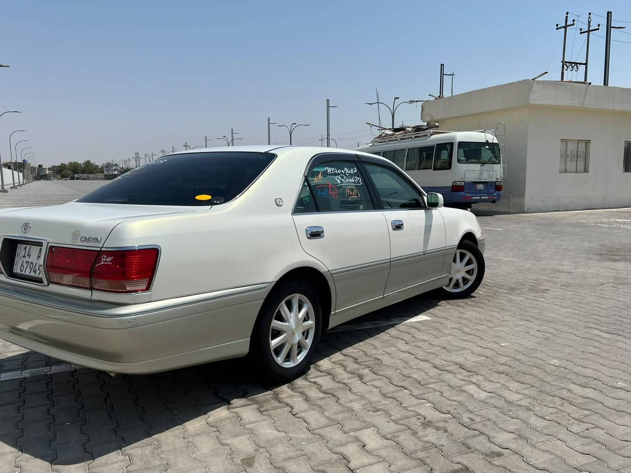 سلام عليكم 
ملكه جنون البيع طك كارتون سياره 
قرار 102تسجيل جديد كامله سياره
تحويل ثاني يوم سياره بسمي 
رقم بصره الإنكليزي 
خضراوي كرستال اصل 

موديل 2002 
ماشيه 45 اصل 
كفاله سياره
سعر 150
 مكاني بصره معقل 
رقم الهاتف *********** البصرة, العراق
