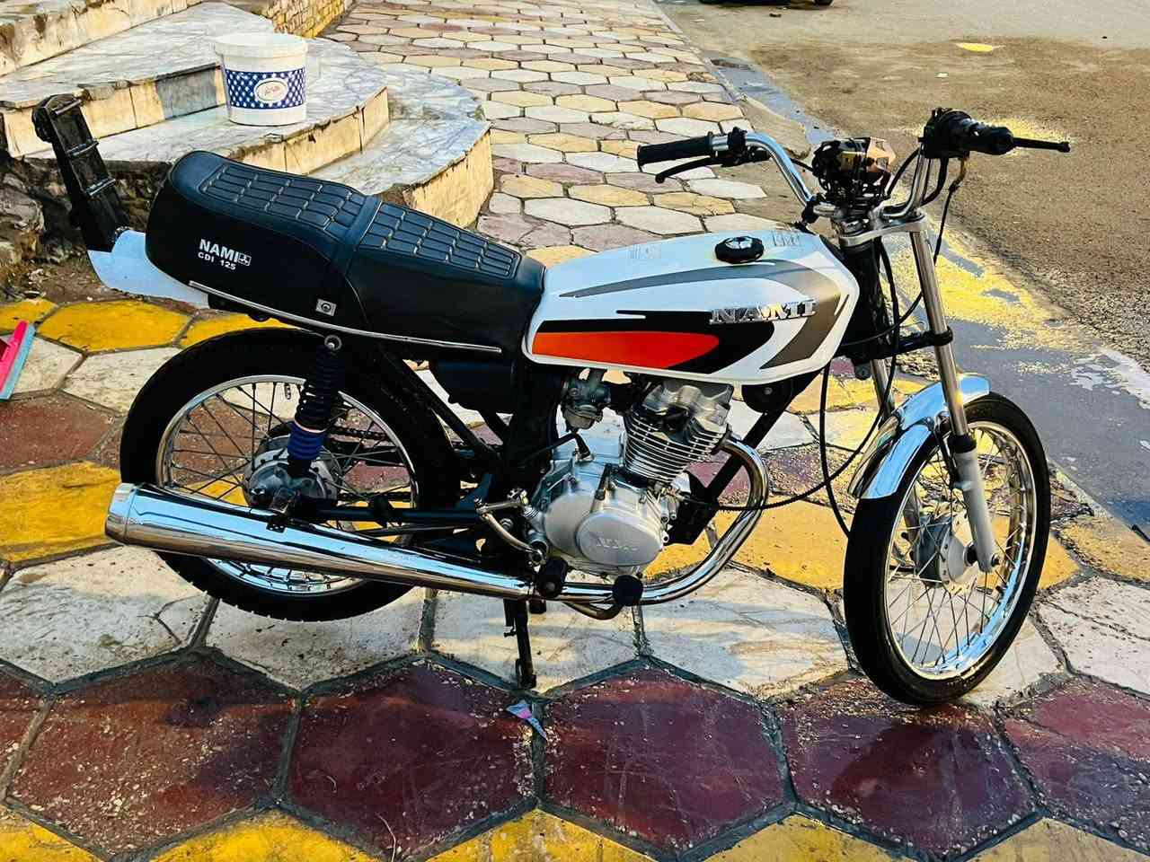 السلام عليكم دراجة نامه موديل 2013 دراجة اوراق كامله شراي يجي خاص ويدلل ***********
