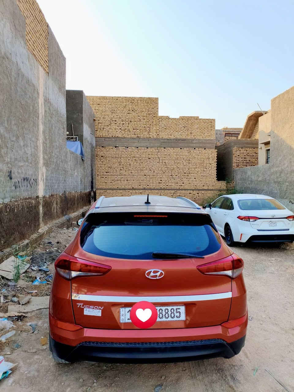 سياره توسان بسمي  وارد امريكي 2016 محرك GDi 2000 حادثها موضح بنيد وجاملغ مواصفات عاديه السعر 140بيها مجال ترهم مراوس مكاني بابل***********
