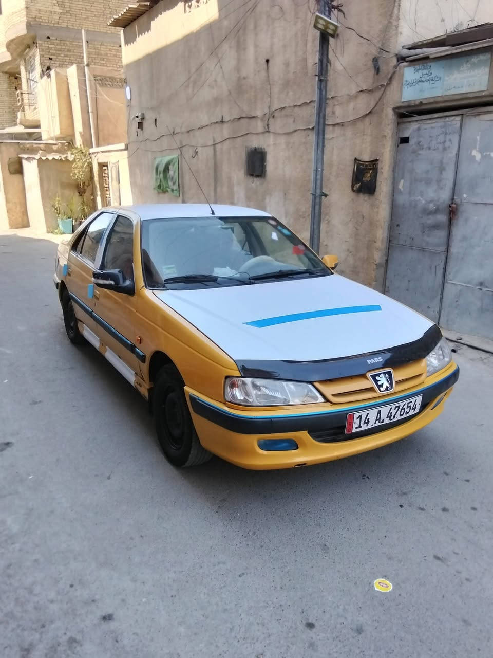 السلام عليكم بيجو بارص موديل 2013 اخوان سياره خير من الله مكينه كير خير من الله
مصفره هيئة وغرامه 
السنويه مجدده ل30 هزه جديده
صدر جديد 
مصفره هيئة وغرامه
  السياره تحويل مباشر 
 عنوان بغداد المدينة السعر  24 وبيه مجال قليل رقم *********** اخوان لحد يخابر ويكسر بسعرهه رجائن بس شراي يتصل
