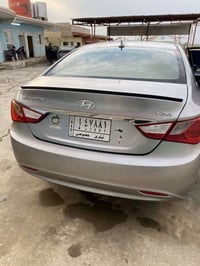 سوناتا مضلع موديل 2010 بيها ثلاث قطع صبغ جاملوخين وقبغ صندوق وربع البو...