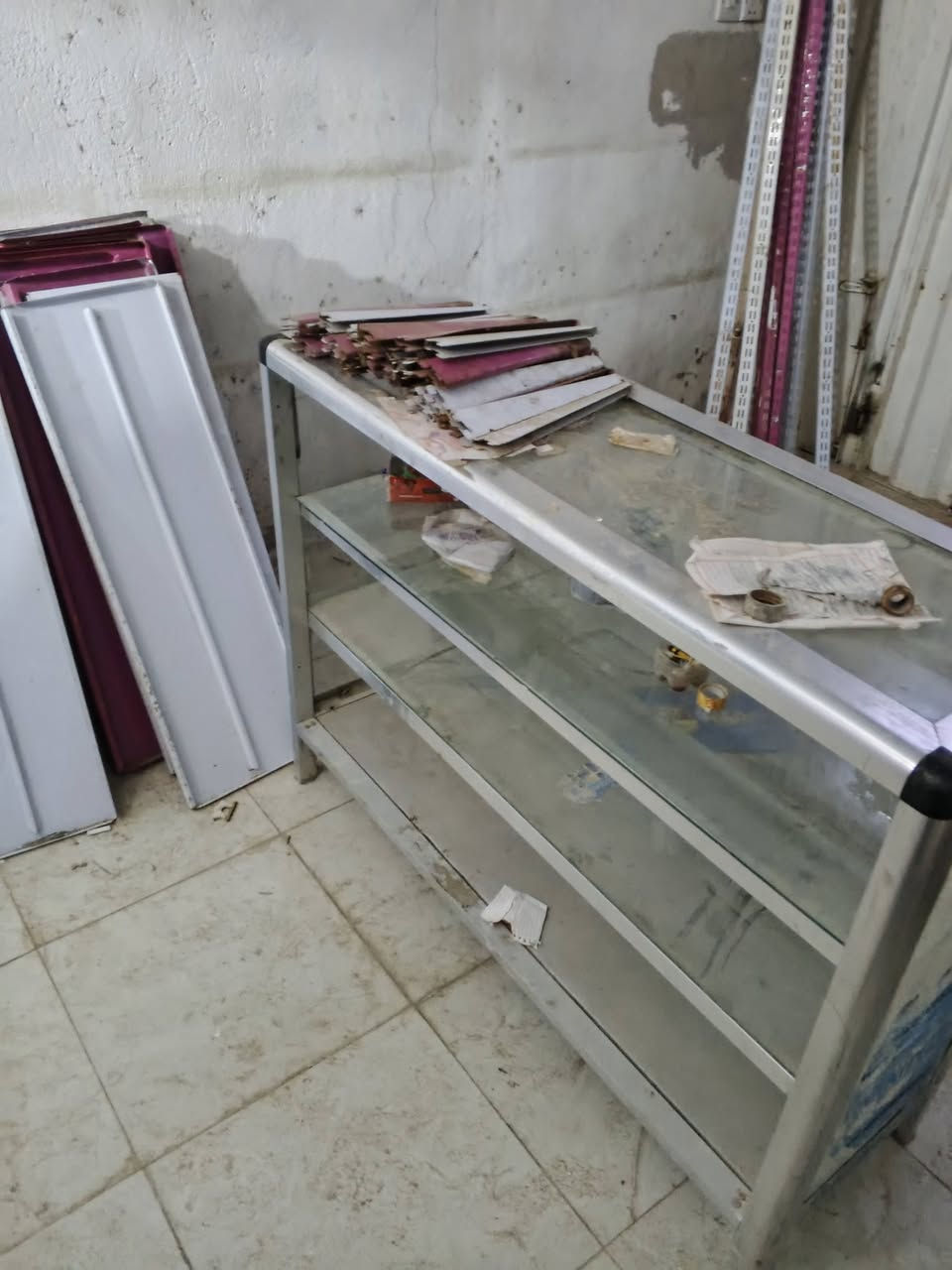 عارضات شغالات خير من الله البيع مكان بغداد الرستميه سعر 350 وبيه مجال ***********
