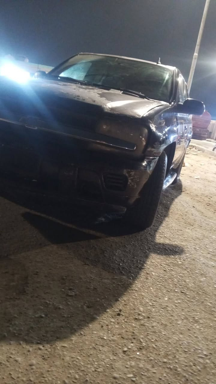 سلام عليكم بلايزر موديل 2008 مآل مزاد وزارة الداخلية تترقم بكانها بغداد حي نصر سياره كفاله مابيها صبغ كير مكينه بلادي ***********
