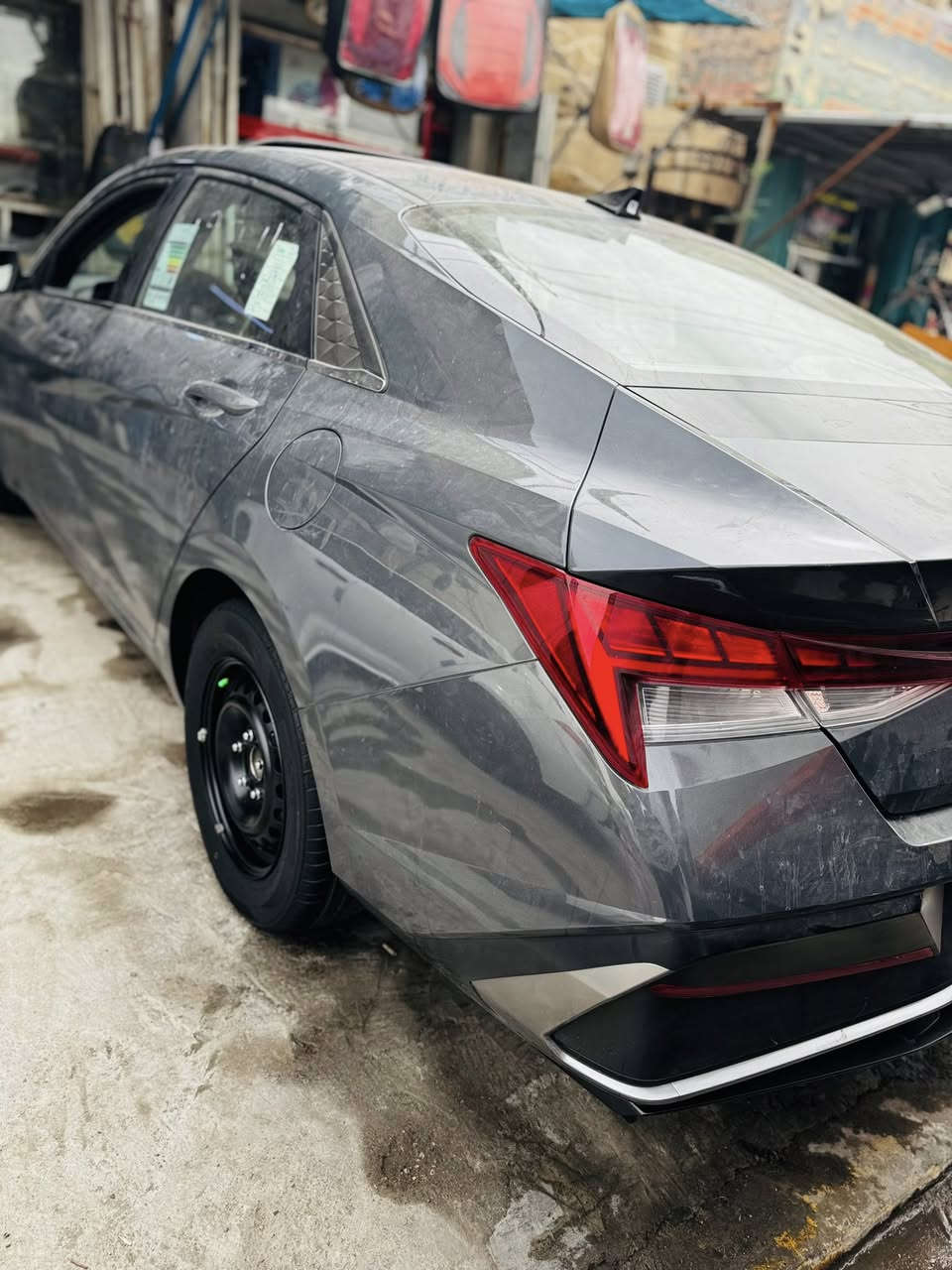 سلام عليكم النترا 2025 بسمي تحويل مباشر فول مواصفات عده الجلد فتحة ورادارات وحساسات 3 انضمه قياده فول جاهزا حادثهة باب الصدر موضح بلصور مكاني بغداد الشراي ينتصل وبلخدمه رقم ***********
