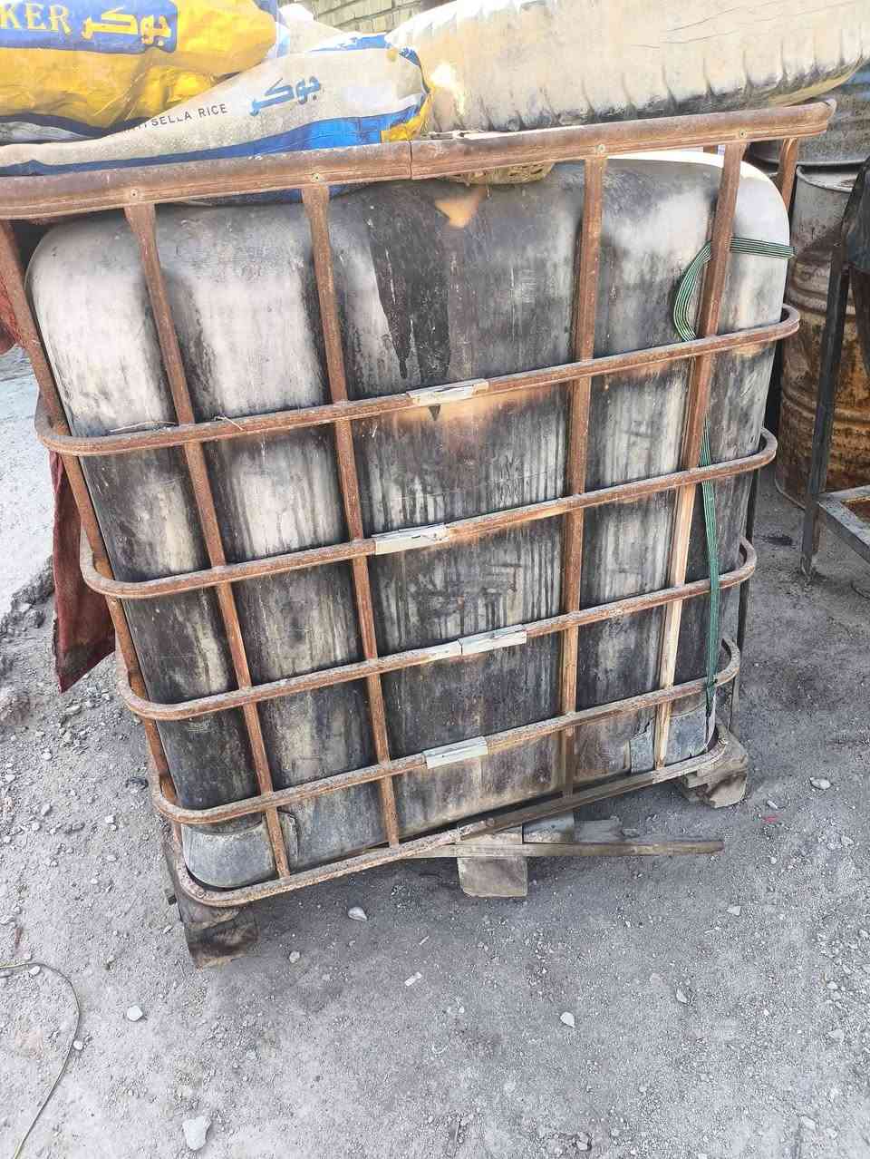 خزانات ام الف +براميل ***********
