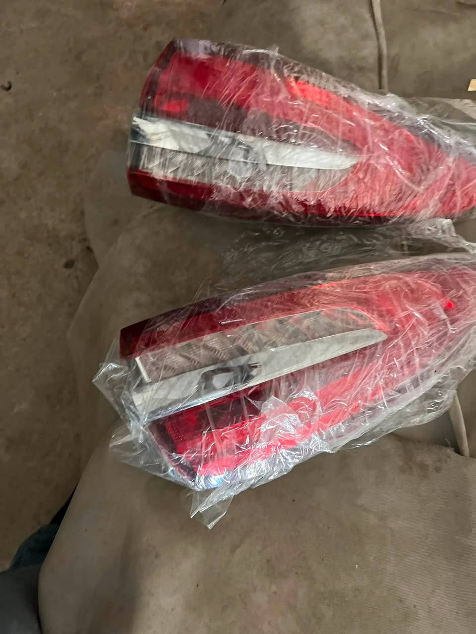 ضواو خلفية اصلي مستعمل وكاله موديل 2018للبيع 0796682818 لبيع طقم


**إذا كنت صاحب هذا الإعلان وتريد حذفه لأي سبب، رجاءا أرسل رسالة إلى الدعم الفني**