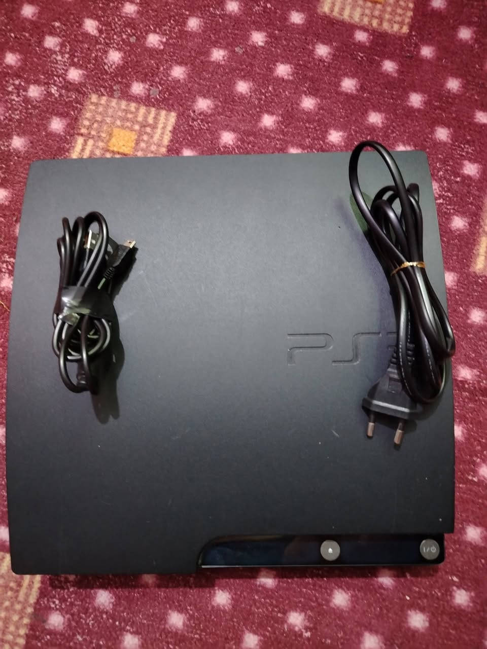 بلاي ستيشن 3 (PS3) مهكر للبيع
​التفاصيل:
​حالة الجهاز: مستعمل ونظيف جداً.
​التعديل: الجهاز مهكر وجاهز (يحتوي على مكتبة ألعاب محملة مسبقاً).
​الألعاب: محمل بأجمل الألعاب وجاهز للاستخدام مباشرة.
​ملاحظة: البيع للجهاز فقط (بدون يدات تحكم).
​السعر: 100 الف دينار وقابل للمفاوضه )
​للتواصل والاستفسار:
اتصال أو واتساب على الرقم: ***********
