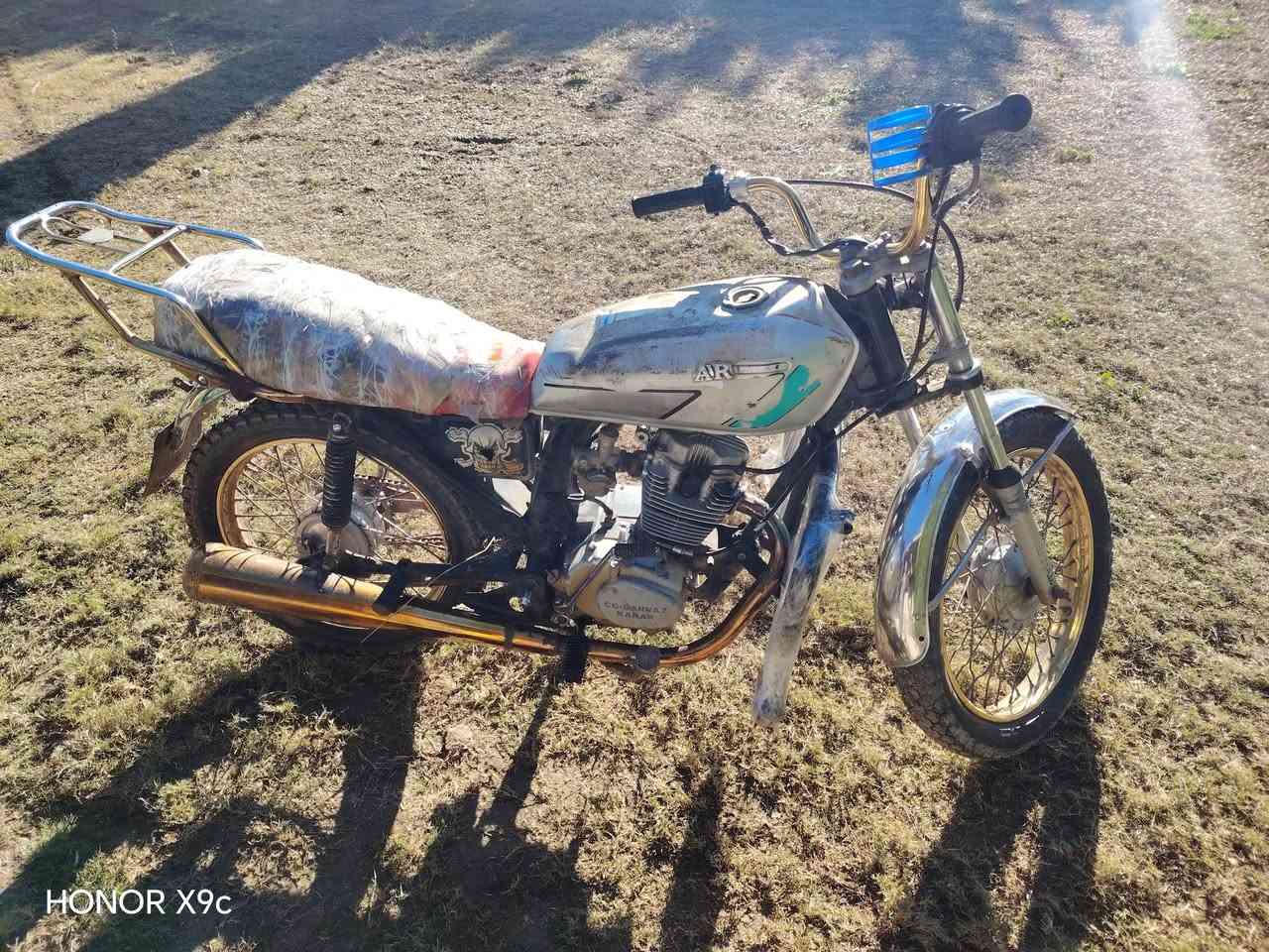 سلام عليكم دراجه ايراني نامه محرك 4 مكفوله من السرقه شغاله فول السعر 175 وبيها مجال للستفسار ***********.   ***********
