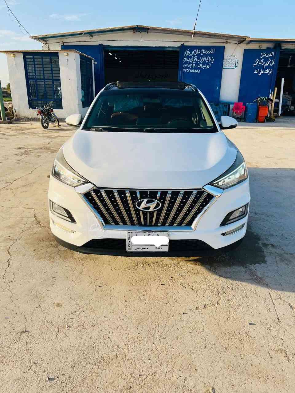 السلام عليكم
هيونداي توسان 2020
خليجي رقم بغداد الجديد شركة الكاصد 
فول مواصفات واحد ع واحد شباك لكززمكفولة من الصبغ والتبديل والبارد 
المواصفات 
خمس عدسات 
لايتات زنون
مري شفط 
5 ويل كاب 
كراسي كهرباء 
اوتو هولد
حساسات امامي خلفي
ثلاجة جكمجة
مانع انزلاق 
دشبول صاج 
اريل نفيكيشن
هند بريك رجل
تحكمات مقود
تبريد شاشة 
دخول بصمة ذكي
رقم بغداد
مكان السيارة بابل منطقة الخميسيه
اتصل وبيك خير وتدلل  ***********
***********
للبيع او المرواس حسب القناعه ‏‎
