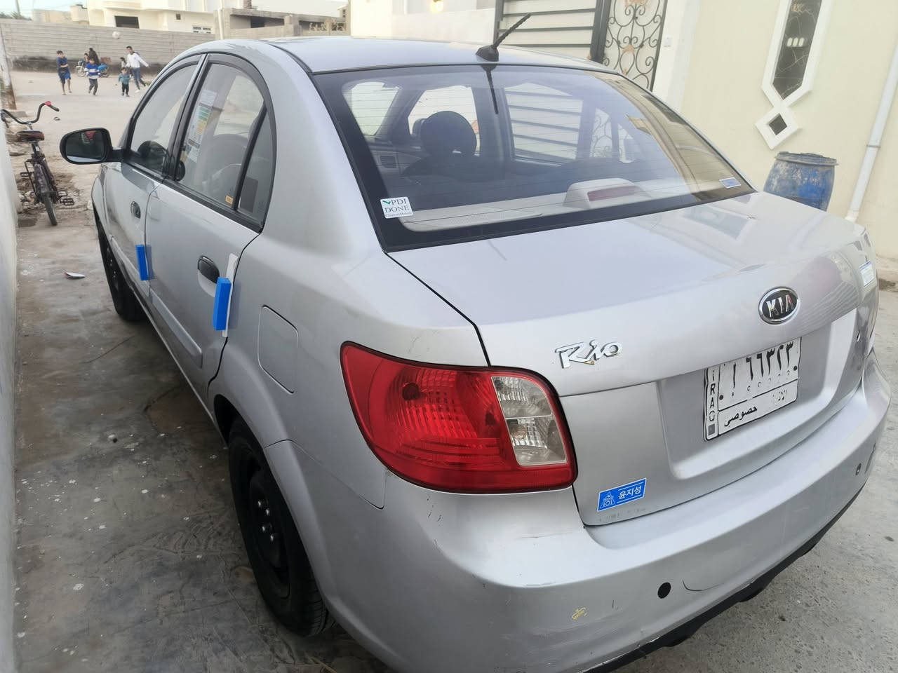 السلام عليكم
اخوان كيا ريو موديل 2012للبيع
فقط
السياره جاهزه من كلشي
مصبوغه حزام اثر جراد فقط وبيه طخه من وره بصيطه جدا
محرك 1600خليجيه
السعر 83وبيه مجال قليل كلش
مكانه الرمادي شارع 40
هاتف ***********
