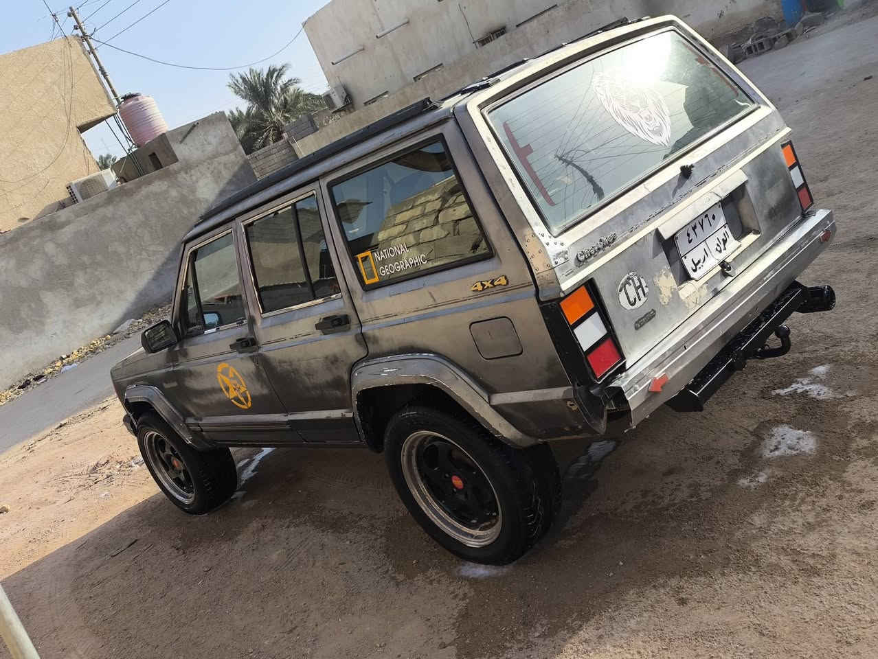 سلام عليكم جيب شيروكي مديل 1995مكينه بلاديه لا تنقيض ولا تبخير كلهه ع بلاد ترايك وين ماتريد سنويه منتهيه صار سنه سياره حلوه وجديده تجي وتكلب السعر 22وبيه مجال لشراي مكاني بصره كرمه علي #رقم ***********
