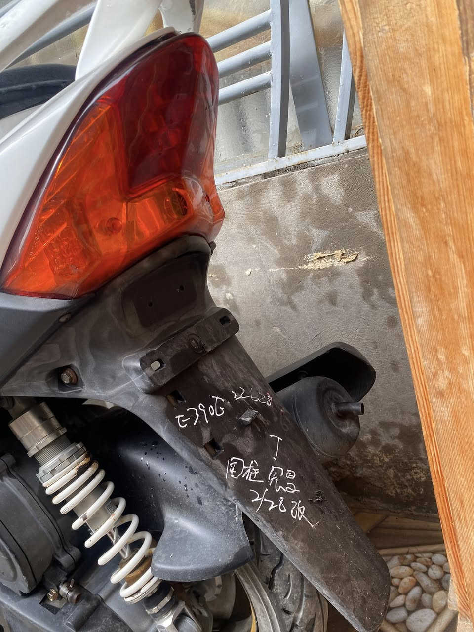 دراجه ماكس عدله نضافه فول وكاله باسمي مامفتوح بيه. ولابرغي اخذه وفحصه وين متريد حلال كلش نضيف قيم وخذه والله ماصارله ٤اشهر من نزلته اجاني شغل وبعد مااحتازه ومركونه بالبيت


**إذا كنت صاحب هذا الإعلان وتريد حذفه لأي سبب، رجاءا أرسل رسالة إلى الدعم الفني**