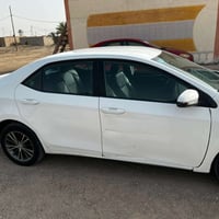 كورولا 2016 • كورولا S • وارد امريكي • حادث بسيط • سيارة متضررة • اطار...