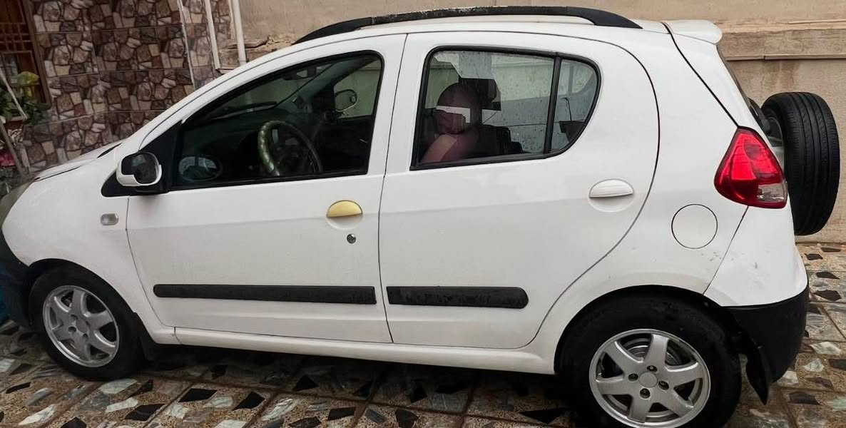 جيلي باندا GX2 كروز اسبير خلفي LC
موديل 2014
كير اوتو 
تبريد و تدفئة شغال 
شاشه و كاميرا خلفي
ارضيه مغلفه
الكير والمحرك مال ( تويوتا كورولا ياباني )بالشرط
رقم سليمانية
شرط التحويل والغرامات 
بطاقة بانزين موجود
سياره بيها 3 قطع صبغ . 
(والسعر 57 ) و بي مجال مكاني كركوك *********** كركوك, العراق
