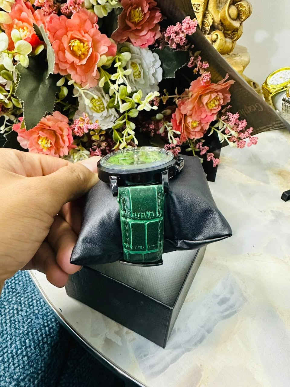 اي قطعه ب5 الاف كلهن كوالتي عالي ومختمات 
اسعارهن اسعار جمله 
للتواصل ع الرقم (***********)
