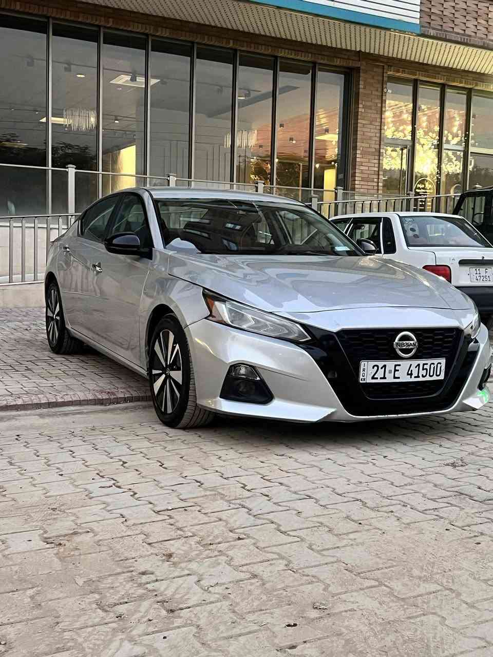 نیسان الیتما  SV
مودیل 2022
سۆنەریم داناوە
رقم شاصی  1N4BL4DV4NN304882
شوین کەلار
***********
