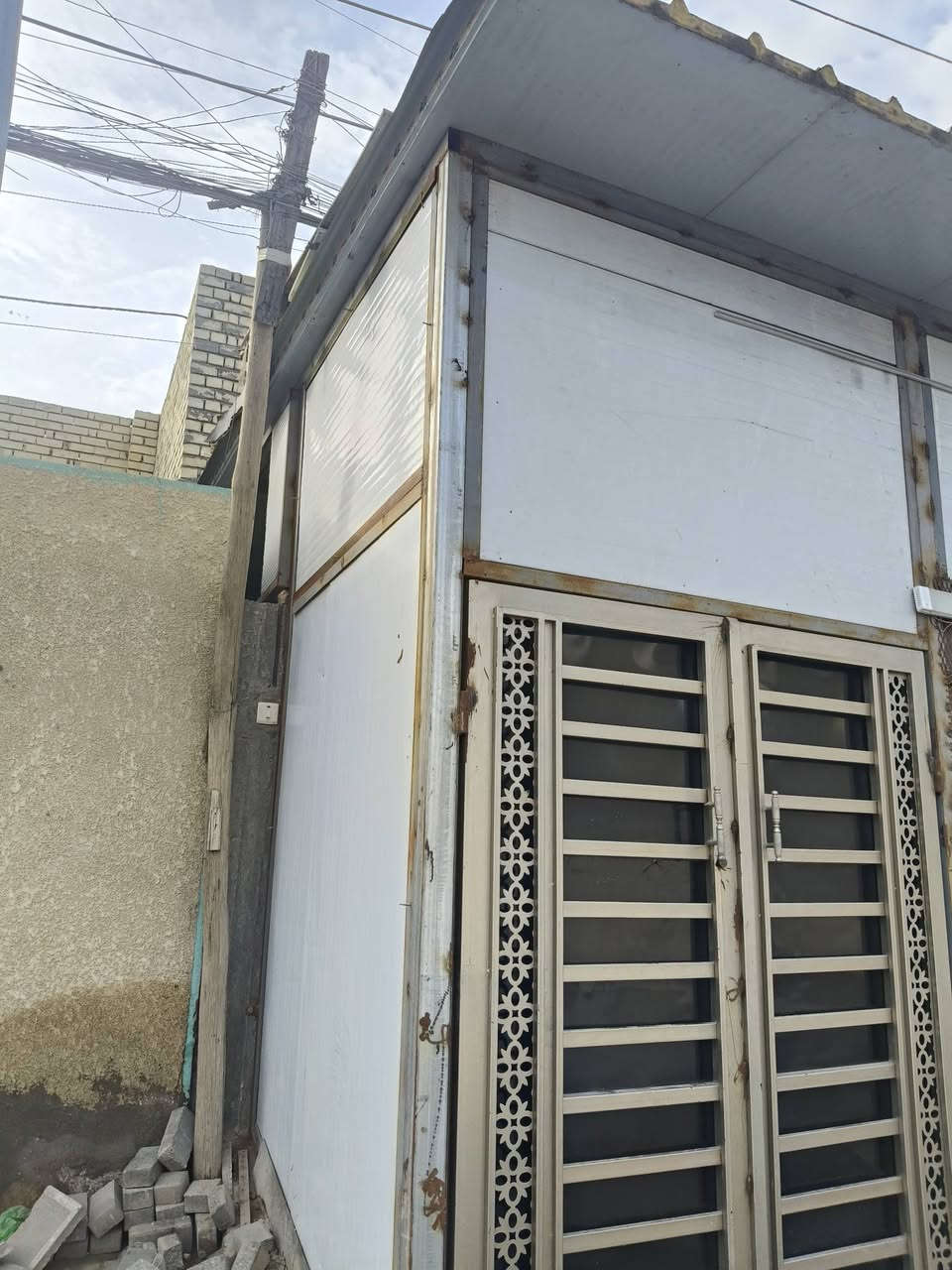 للبيع حديد +سندويج طول 6متر 5قطع+بي أر سي بقلاوة بيه شخاط وبيه زوايا وبيه بوري مربع وبوري مربع 3انج..بلديات الصحفيين ***********
