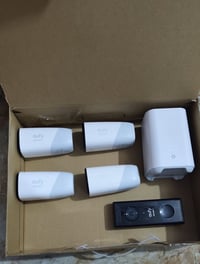 كاميرات يوفي • ماركة أنكر • ٤ كاميرات