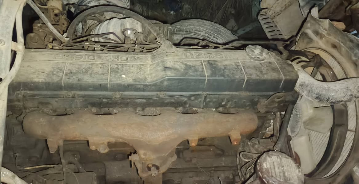 كير ومحرك واكسل ازوزه 6 سلندر بسعر مناسب , *********** البصرة
