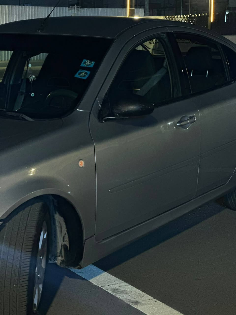 السلام عليكم بروتون 2016 كفاله عامه ماشيه 78 سبير منازل سياره حلوه ما متعوبه صدر امام خلفي جديد مال شركه كير محرك كفاله تخم تاير جديد سياره بعدها جديده مكان الشعب حي التجار السعر 82 وبيها مجال ***********
