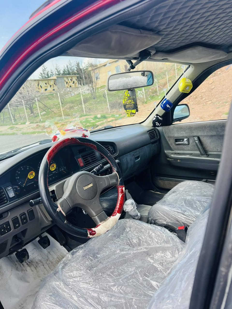 مازدە ٦٢٦ مۆدێل ١٩٩١ سندق چار جام کارە بای ئاوێنە کارە بای شاشە ئایپات تەبرید ساردو گەرم بەشەرت سەنەوی نوێ تەحویلو وە کالە بەشەرت گێڕ و مەکینە موسو بڕاوە بەشەرت بیتەقەو ڕەقە تابلی سەیارەیەکی توندو تۆڵە
*********** كويسينجاك, أربيل
