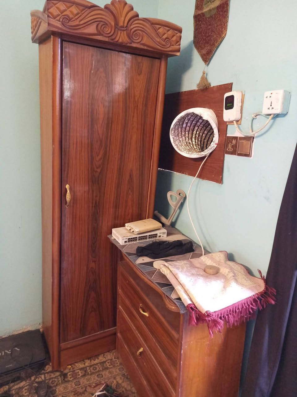 غرف نوم مستعمله اخت الجديدة السعر ٩٥٠ الف دينار المكان بغداد حي أور سبع قصور تفاصيل أكثر خاص واتساب ***********
