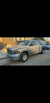 رام مو.ديل ٢٠٢١ رقم بغداد الجديد محرك ٥٧٠٠ باب طويل بدي طويل حادثه بجم...