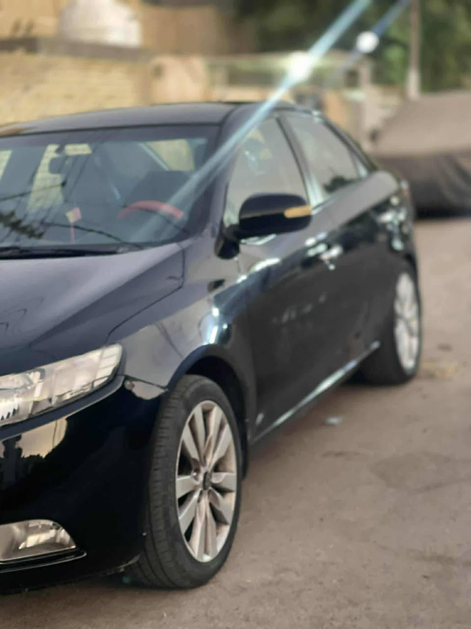 كيا سيراتو  موديل 2013
محرك 1600
ماشية 284000  كيلو متر 
صبغ جاملغ امامي 
ضربات خفيفة بالجاملغ الخلفي و البوب
***********
السعر 96 وبي مجال 
متواجد واتس اب واتصال
