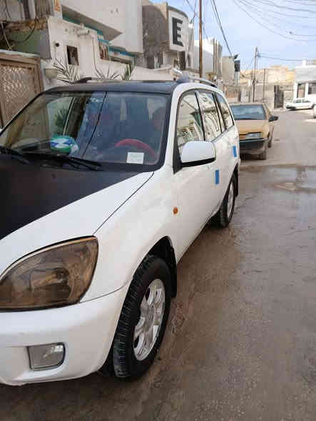 سلام عليكم سياره تيكو للبيع مكينه ميكانيكي 1800
السياره ما بيها ضربه مكفوله  مغلفه اسود للجماليه 
تخم كامل تايرات حداديتها مكفوله كامله 
شاشه وكامره خلفيه فتحه بلقماره 

اخوكم مكلف بلنشر السياره موجوده يمي 
سعرها. 56 وبيها مجال 👇🏼
***********
