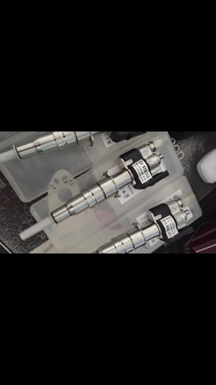 BMW fuel injector, close to brand new, but a stripped part. #b2b #BMW


**إذا كنت صاحب هذا الإعلان وتريد حذفه لأي سبب، رجاءا أرسل رسالة إلى الدعم الفني**