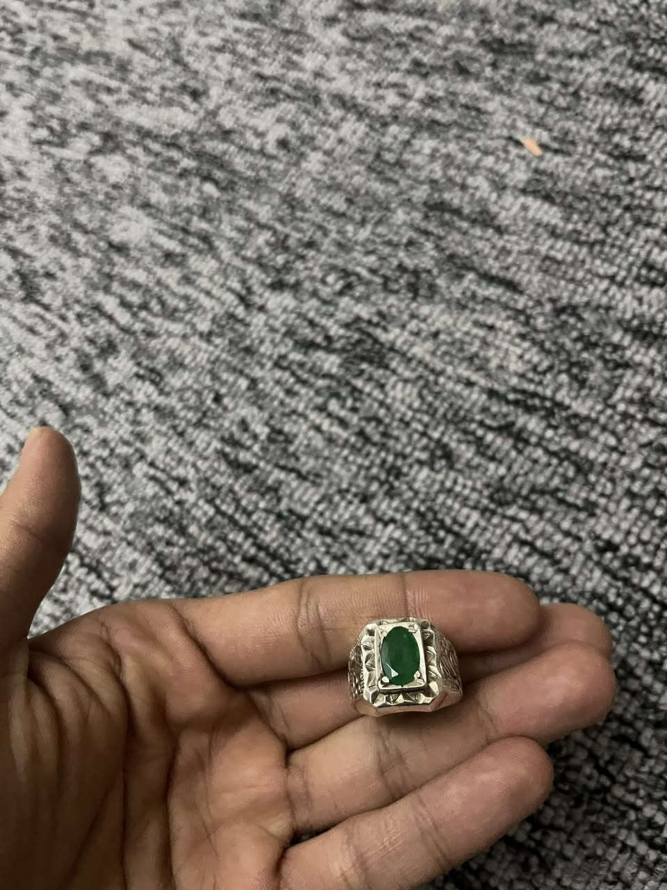 السلام عليكم للبيع حبايب زمرد صياغه يدويه السعر 100 يوجد توصيل مكاني النجف


**إذا كنت صاحب هذا الإعلان وتريد حذفه لأي سبب، رجاءا أرسل رسالة إلى الدعم الفني**