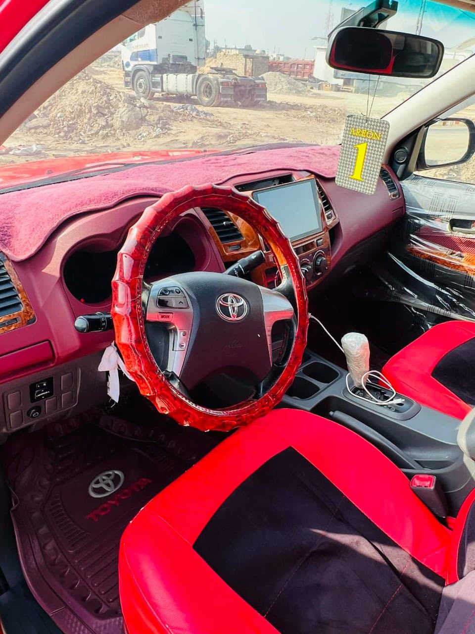 هايلوكس  البيع مديل 15رقم مثنى كير اوتماتيك  سياره مكفوله وجاهزه  تحويل ثاني يوم سياره تبريد تدفئه كله شغاله رقم صاحب سياره ***********  مكلف بنشر  مكان سياره ذي قار البطحاء
