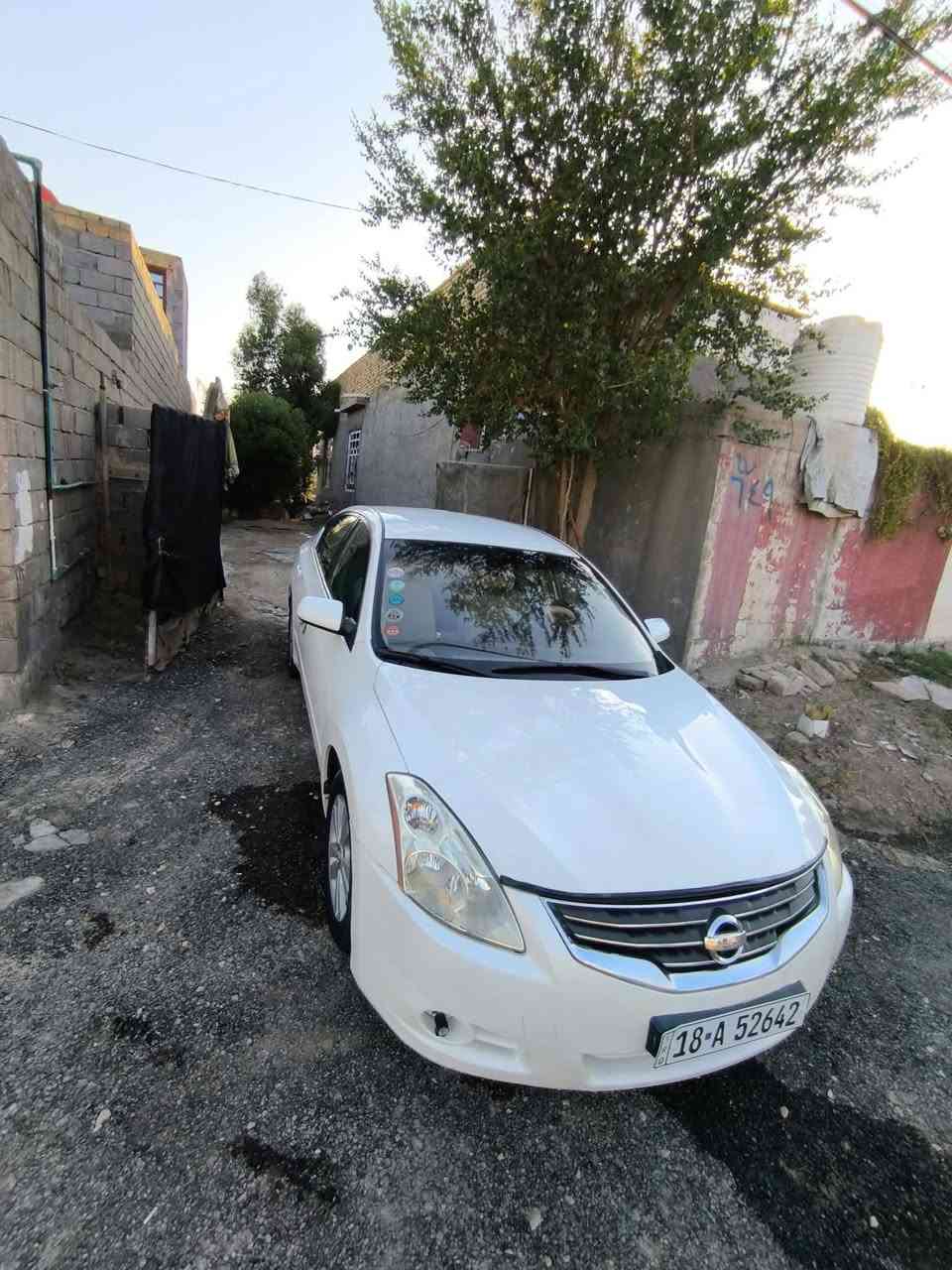 ***********للاتصال   السعر 88وبيه مجال قليل
نيسان التيما 2010خليجيه مكفوله كفاله عامه ماعدا الجاملغ جهه الصدر بيه بارد 4اصابع والباقي كفاله لاصبغ ولاتبديل
السياره فول مواصفات ماعدا الفتحه. بصمه تشغيل بصمه ابواب
تخم تاير جدد 
دوشمه جديده
حدايده جديده
كير محرك جدد
تبريد ثلاجه
محرك 4سلندر2.5
السياره رقمها بابل باسمي ومصفره من كلشي سنويه لغايه 2029 شوكت ماتريد تحويل
السياره خير من لله ترايك للبصره
مكان السياره بابل مركز المدينه
مامتواجد ع الفيس
