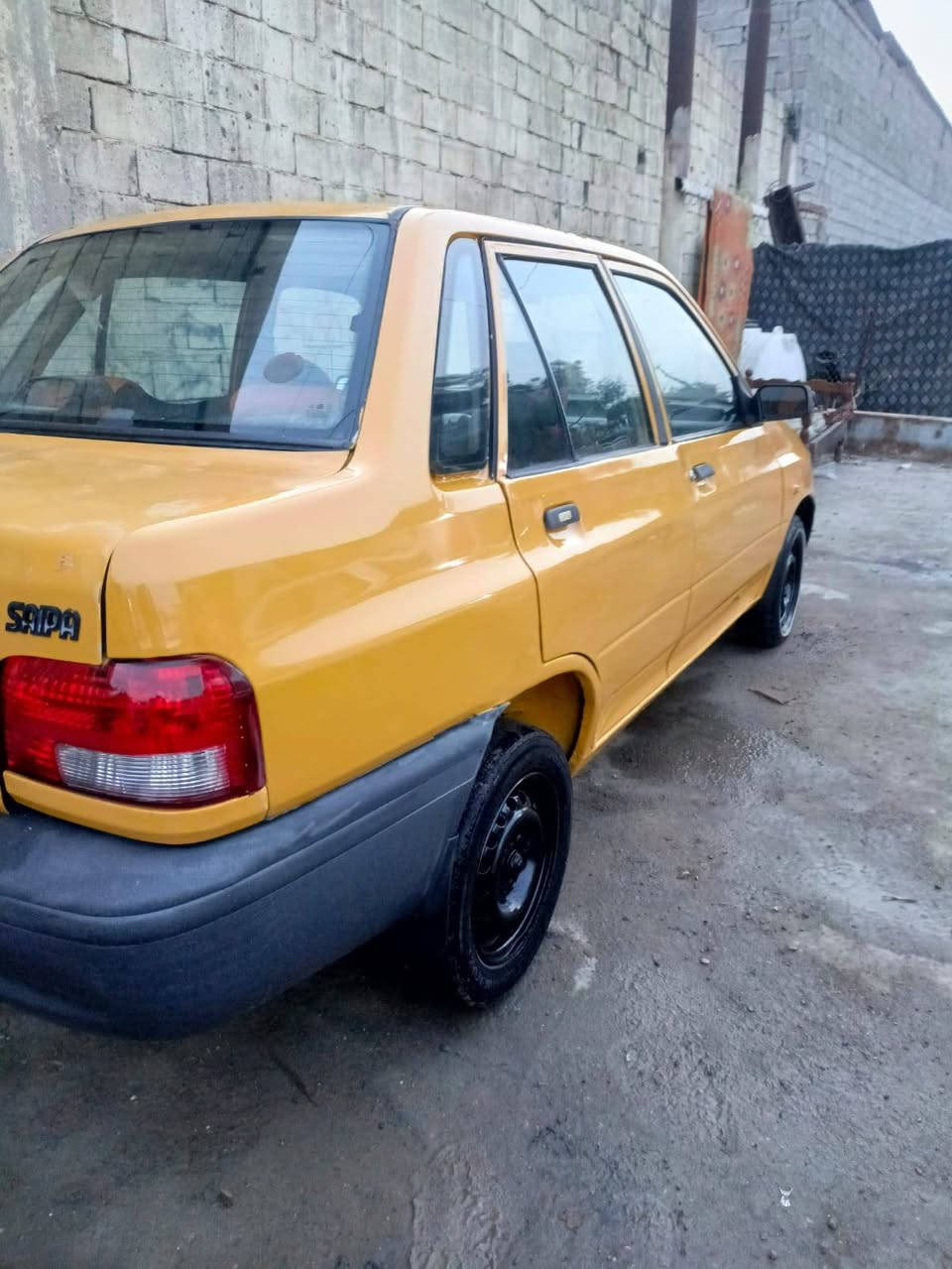 سلام عليكم سايبه موديل 11 مكينه وكير خير من الله شواصي نضيفه مصفره هيئه وغرامات السعر 23 وبيهه مجال رقم الهاتف ***********
