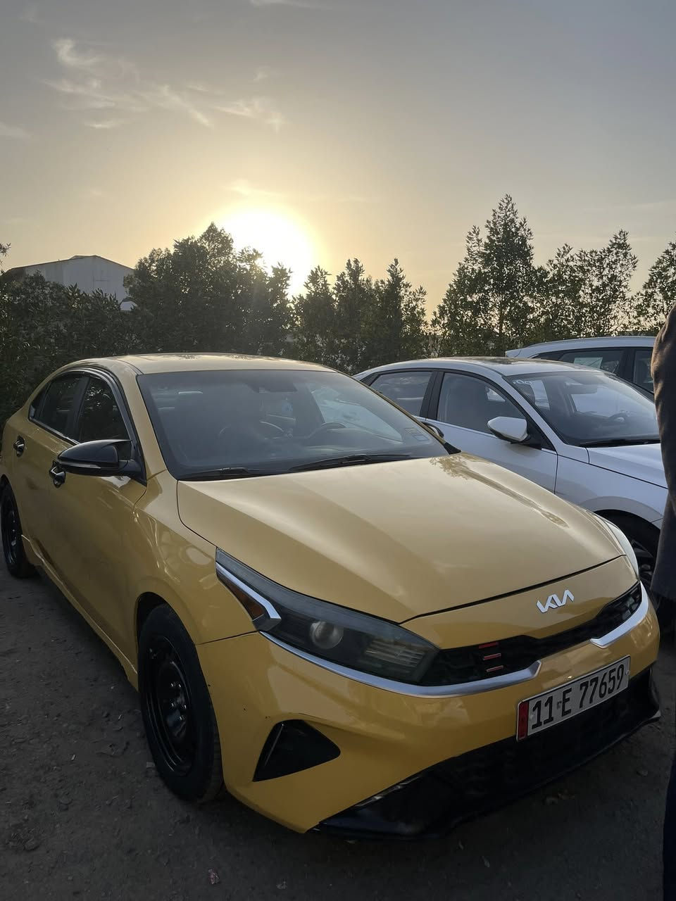 السلام عليكم فورتي 22 جي تي لاين فول مواصفات
صور الحادث موجوده بدون شاصي السياره  

السعر 137 وبيةة مجال بسيط 

***********
