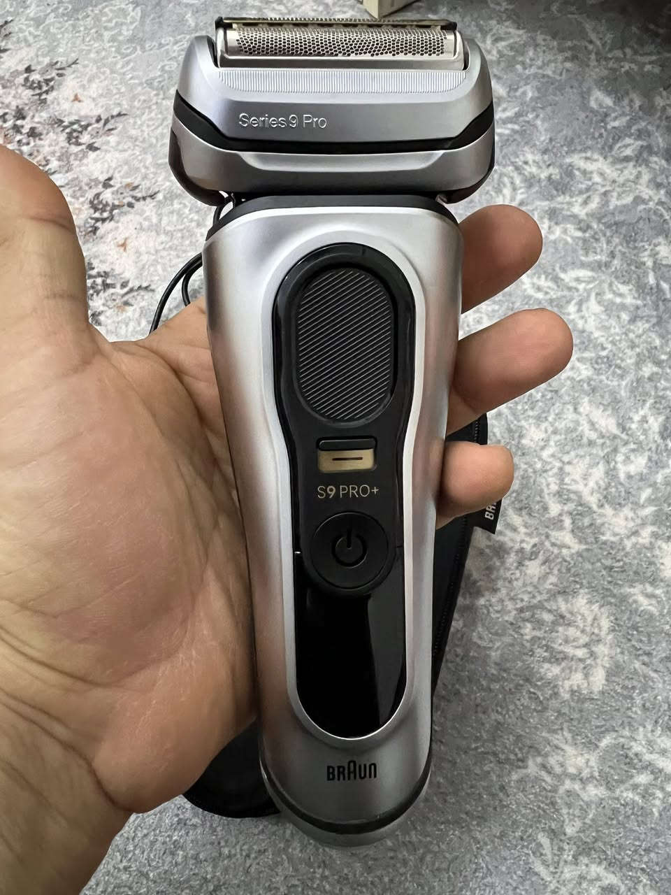 مكينة حلاقة جلاية براون سيرس تسعة برو بلص اخر اصدار جديدة لوك ما مستخدمة بدون ملحقات بس جنطة وشاحنة اصلي صنع المانيا … السعر خاص رجاءا@everyone@highlight


**إذا كنت صاحب هذا الإعلان وتريد حذفه لأي سبب، رجاءا أرسل رسالة إلى الدعم الفني**