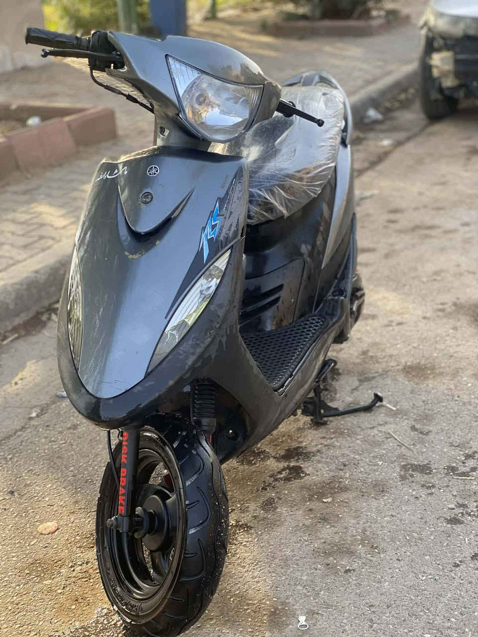 دراجة ماكس عدلة للبيع صار 5 اشهر نازل من الرمبة بلادية مكينة بلادي هسة متنسمع ممفتوحة كفر بلادي كلشي بلادي ملاح قوي شغالة سلف هندر بأي وقت كهربائيات كاملة المكان بغداد الشعلة السعر (((700)))) وبيه مجال بسيط الرقم *********** ومازنجر موجود
