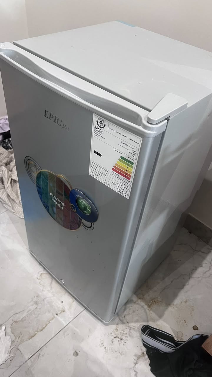 ثلاجه مستعمله سبوعين جديد وكراتونتها موجوده 135 وبيها مجال هاذا رقم
0786 443 6008
بغداد سيديه ضباط ام لكطن

