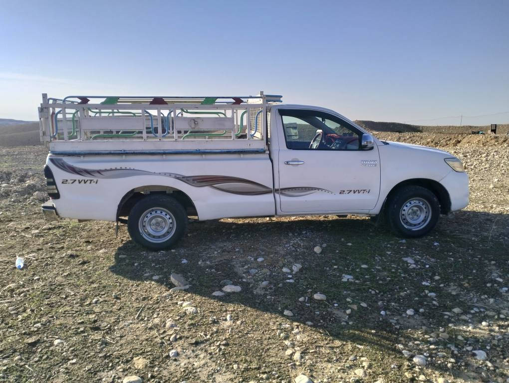 بيكاب مةرزية 2007 سةنةوي تازةية تا2031 بةناو خومةوةية جي جي بوياغي هةية ناوكرتني نية    سعري 115 وةرةقة   زم ***********       *********** دكوك, كركوك
