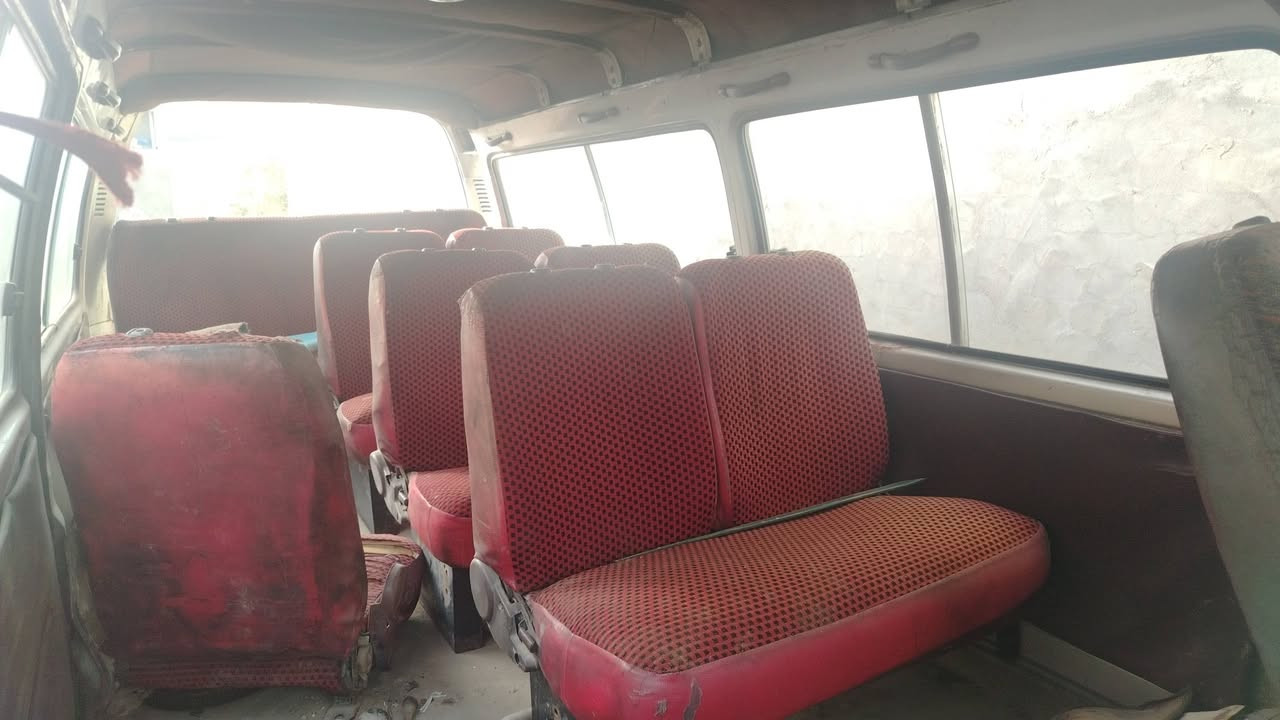 كوم حديد فوتو الوان 2012بدون أرقام بدون سنويه سياره مابيها مكينه وكير فقط غرفتها كشناتها نضيفه جامها نضيف اكسل حداديتها نضيفه. بغداد الحسينيه ***********
