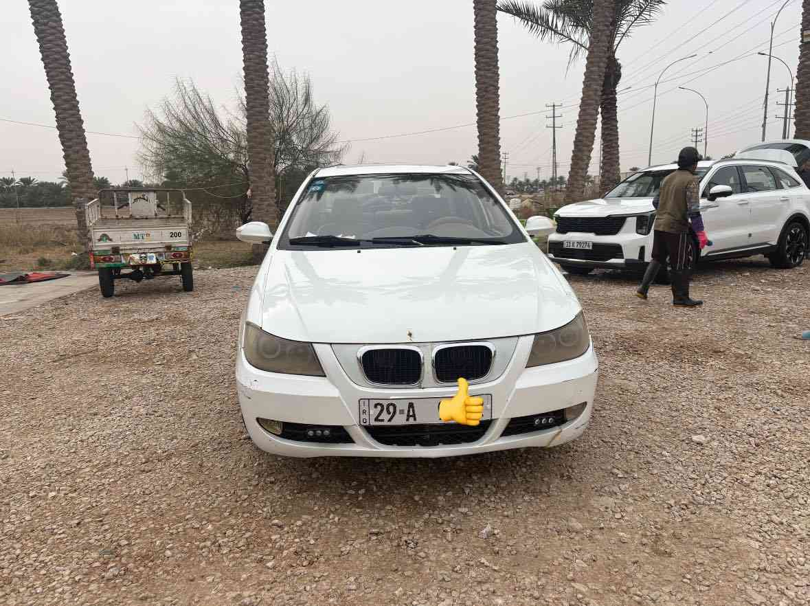 ليفان 620 للبيع
السيارة حلوة وجاهزة وكفالة محرك وگير فقط خياسات بسيطه اسفل الأبواب ومثل ماموّضح بالصور 

السعر ٤٨ وبيها مجال بسيط
***********
مكاني الديوانية / الحمزة الشرقي
